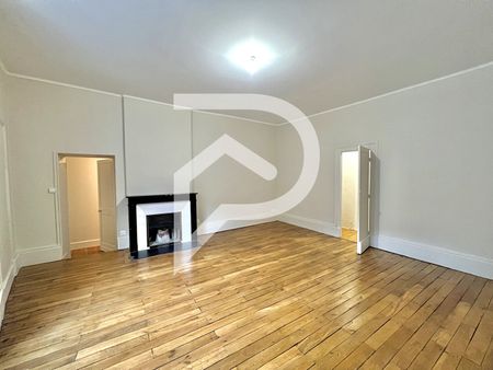 À BOURGES À louer Appartement 4 pièces 141.25 m2 Loyer 1 190,00 €/mois charges comprises * - Photo 5