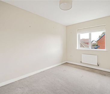 **6 MONTH LETTING**Modern 4 bedroom detached house on the edge of G... - Photo 6