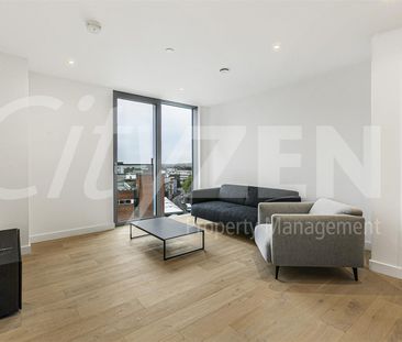 37 Clarendon Road, Watford - Photo 1