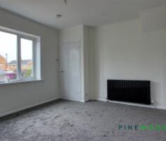 3 BEDROOM House - Semi-Detached - Photo 1