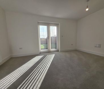 2 Bed Semi Detached House - Photo 1