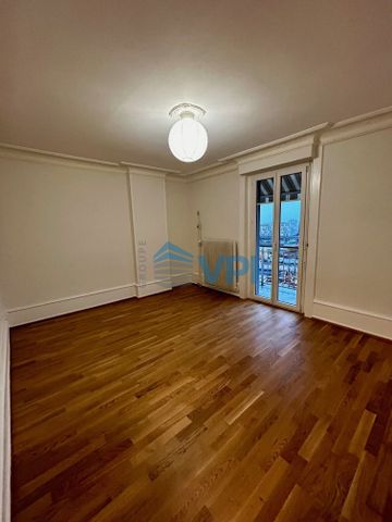 Renens - Appartement refait à neuf de 2.5 pièces - Foto 2