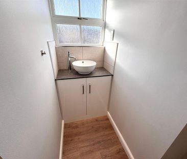 3 bedroom detached house to rent - Photo 6