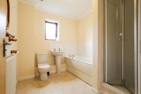 2 bedroom apartment to rent - Photo 5