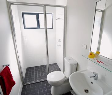 Two Bedrooms Lakeside - Photo 2