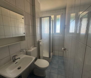 Joli appartement de 2,5 pièces avec balcon dans quartier calme à La... - Photo 6