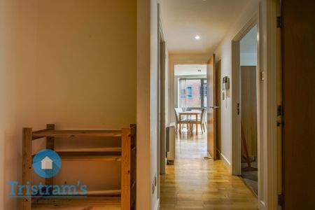 References Pending - 2 bed Apartment - Photo 4