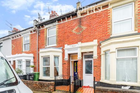 3 bedroom house to rent Ringwood Road, Southsea, PO4 - Photo 5