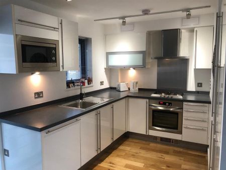 2 bedroom apartment to rent - Photo 5