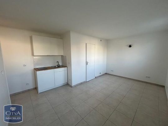 Location Appartement 1 pièce 19m² CORBEIL ESSONNES 91100 - Photo 1
