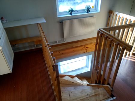 Sunnanvägen, Tullinge - Photo 2