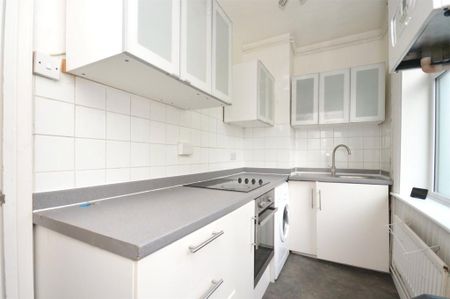 1 bedroom terraced house to rent - Photo 2