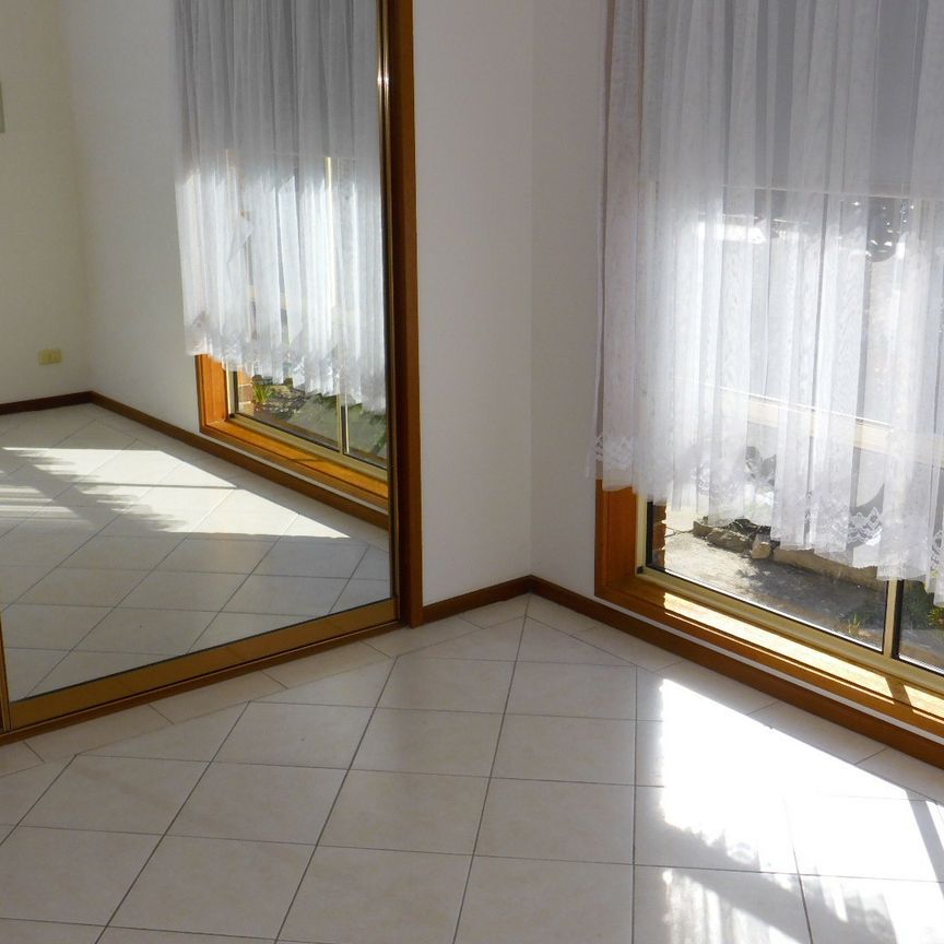 Fantastic Single Level 2 Bedroom Townhouse - Photo 1