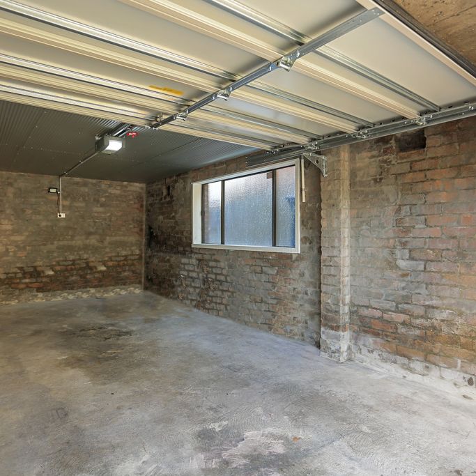 Freshly Renovated 3 Bedroom Duplex in Prime Location - Photo 1