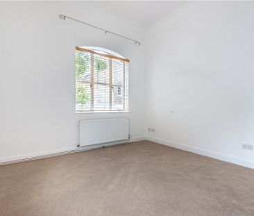 Scandrett Street, London, E1W 2UP - Photo 3