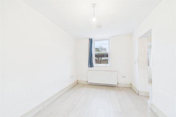 1 bedroom Flat in Grenfell Road, Maidenhead - Photo 1
