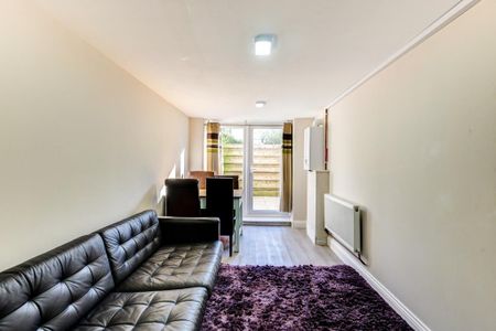 2 bedroom house to rent - Photo 2