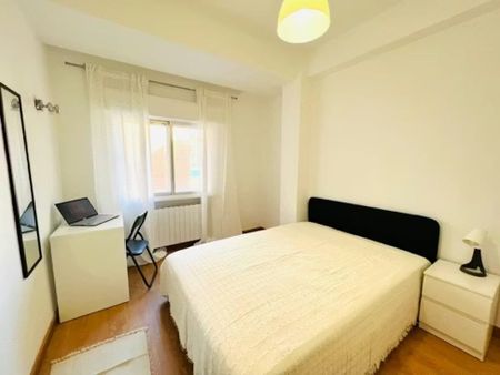 Calle Pascual Hermanos, Alcobendas, Community of Madrid 28100 - Photo 4