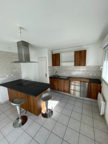 Location Appartement 2 pièces 45m² - Photo 3