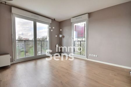 Location appartement - Lille SAINT MAURICE /PELLEVOISIN - Photo 1