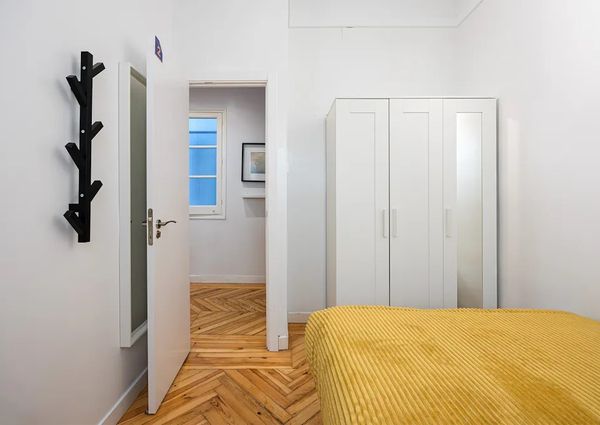 Calle Duque de Sesto, Madrid, Community of Madrid 28009