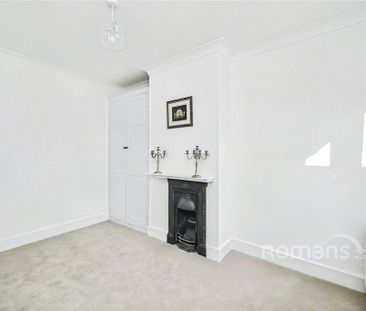 4 bedroom detached house to rent - Photo 4