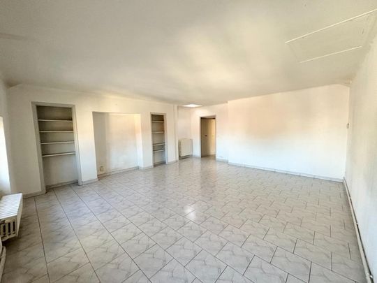 Location Appartement 3 pièces 84m² AVIGNON 84000 - Photo 1