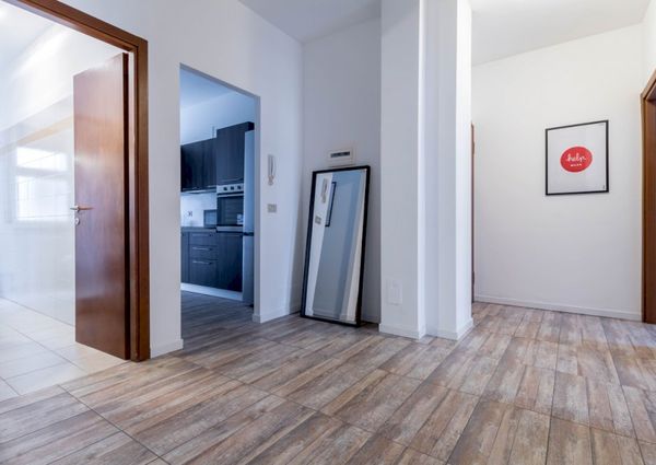 Wonderful single room in Via Renato Fucini