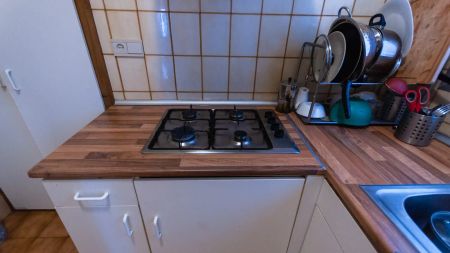 Room in a shared 10-bedroom apartment for rent in El Putget i Farró, bills included, professionals only - Foto 4