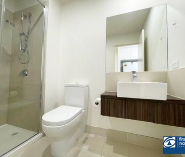 Close to Deakin Uni - 2 Bedrooms, 2 Toilets, 1 Car space - Photo 4