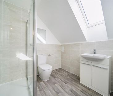 4 bedroom detached house to rent - Photo 5