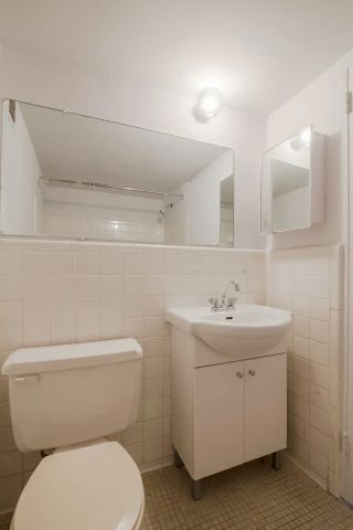 1 de la Cote-Saint-Catherine — Studio - unit 205 - Photo 5