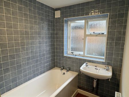 Fitcherbury Lane, Frampton On Severn - Photo 5