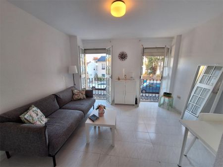 Piso de alquiler en Calle Bolivia, 61, Pedregalejo - Morlaco - Photo 2