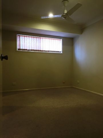 Spick and Span...In a secure complex! - Photo 4