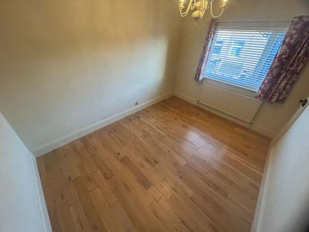 2 bedroom semi-detached house to rent - Photo 5