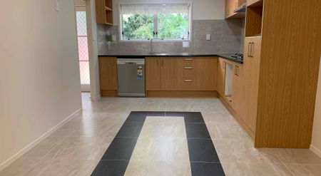 Little Beauty at Troon Place - Photo 4