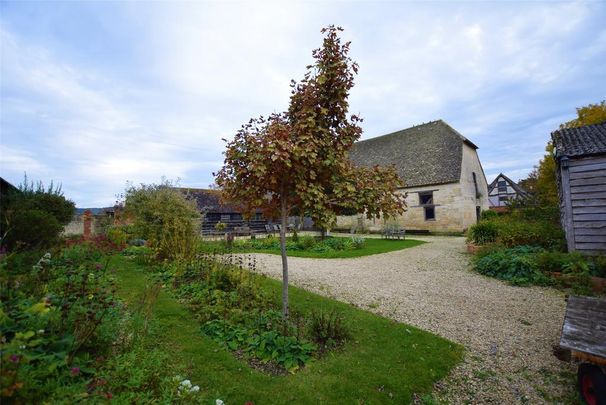 2 bedroom semi-detached house to rent - Photo 1