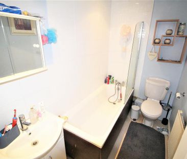 3 bedroom house to rent - Photo 2