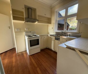 Private and spacious in Roslyn! - Photo 2