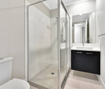 Brand new duplex boasting a low-maintenance lifestyle - Photo 1