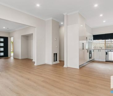 Freshly Refurbished Delight! - Photo 1