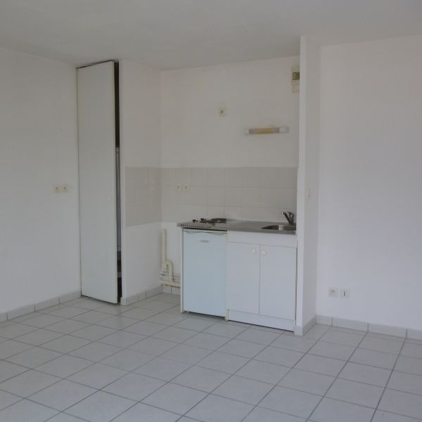 Location Appartement 2 pièces 42m² ORLEANS 45000 - Photo 1