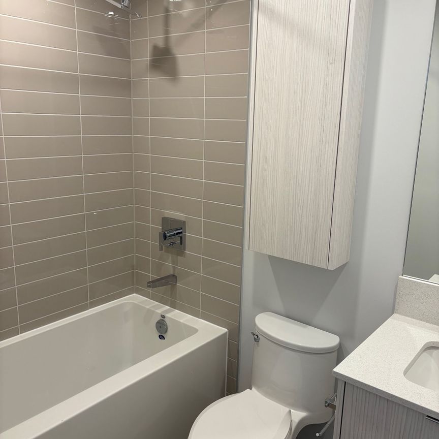 For Lease - 430 Square One Drive Unit# 202, Mississauga, Ontario - Photo 1