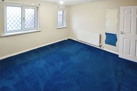 Sandlewood Close, Holbeck, Leeds, West Yorkshire, LS11 - Photo 4