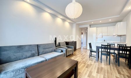 Warszawa, Wilanów, al. Aleja Rzeczypospolitej - Zdjęcie 4