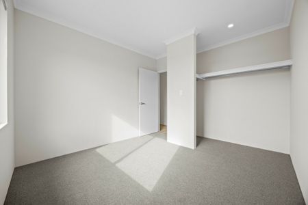 Spacious Coastal Living Designed for the Modern Family - Photo 5