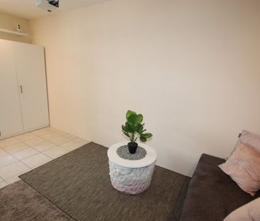 Malthouse Close, City Centre - Photo 1