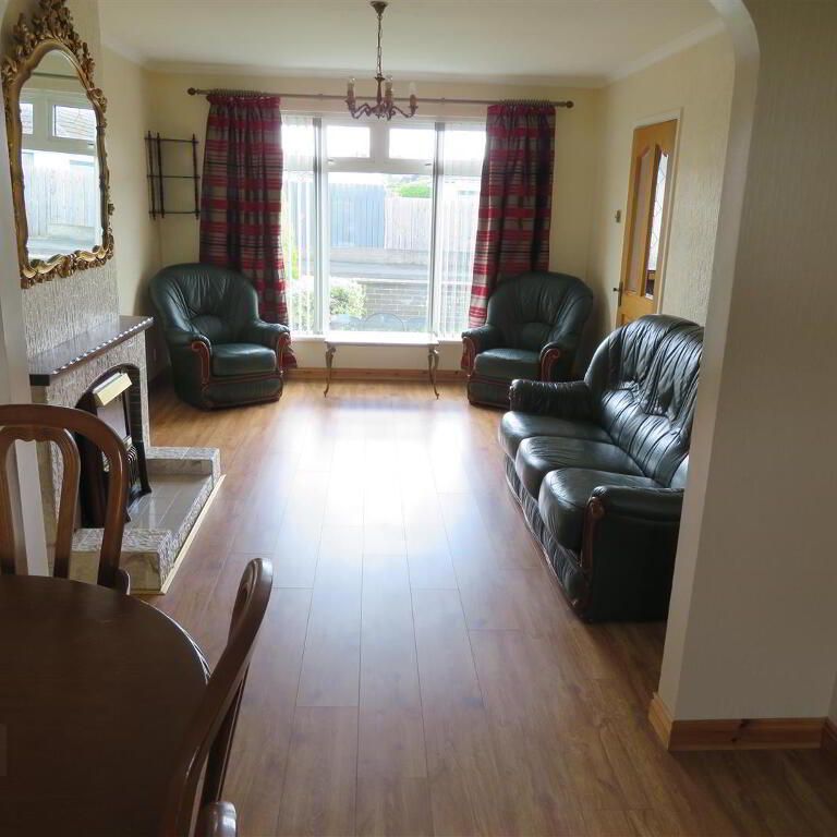 17 Woodford Park, Lurgan, BT66 7HA - Photo 1