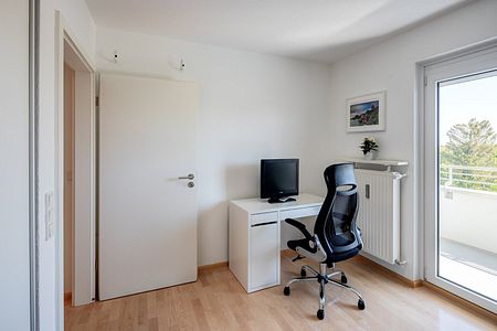 Helle, neuwertig möblierte 3-Zi-Wohnung in Ismaning - Photo 4